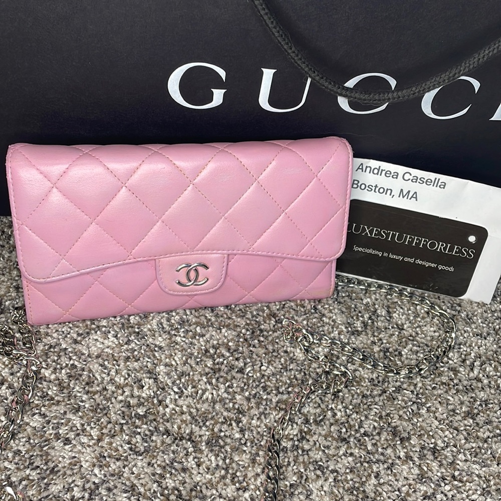 Authentic CHANEL pink custom diamond quilted pink leather wallet